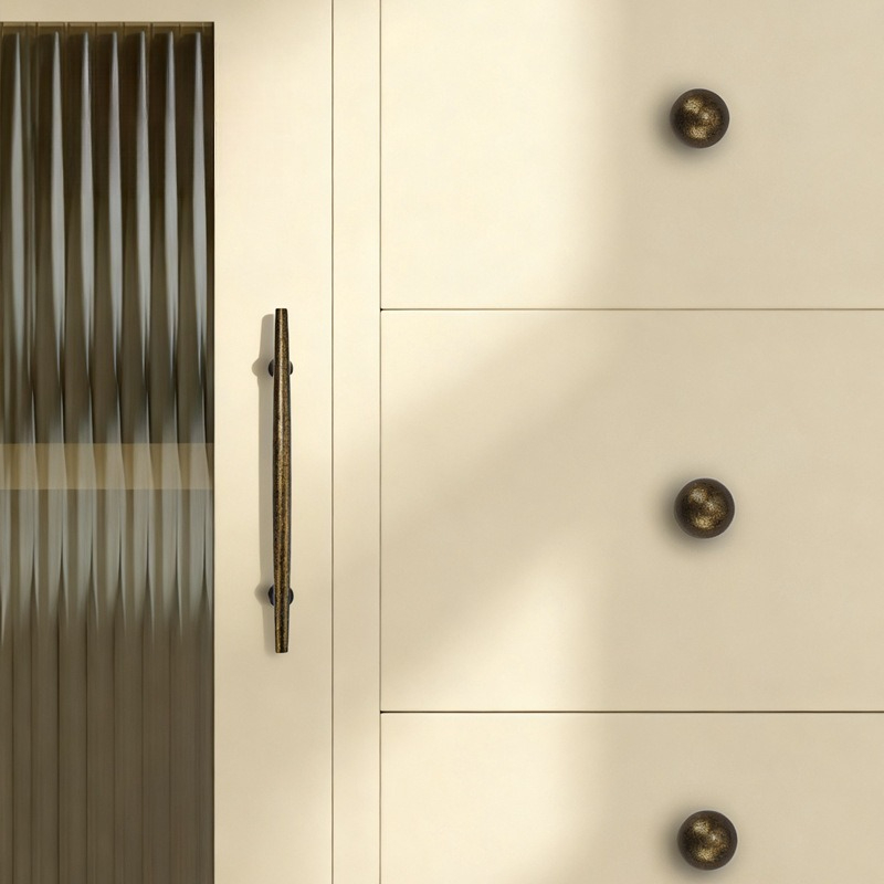 French vintage wardrobe door a - đánh giá và giá Furniture And Kitchen Hardware Fitting